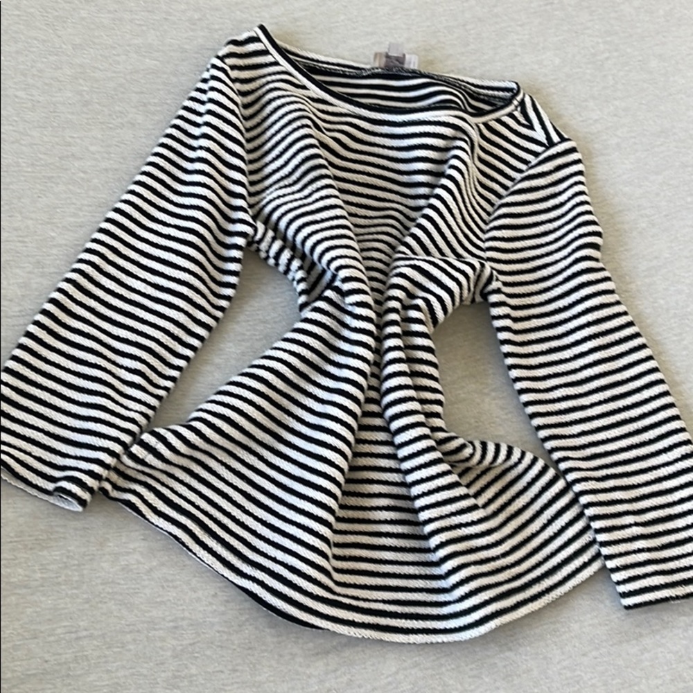 Medium loft needed striped shirt